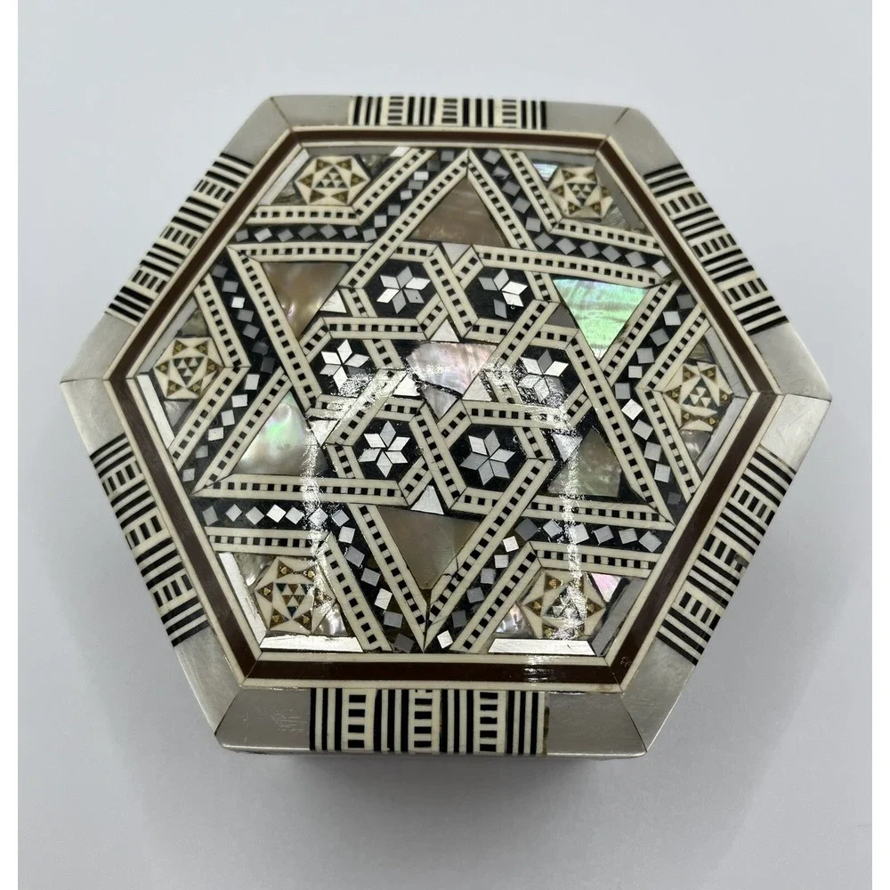 VTG Wooden Trinket/Jewelry Box - Inlay Mother Of Pearl & Abalone Intricate